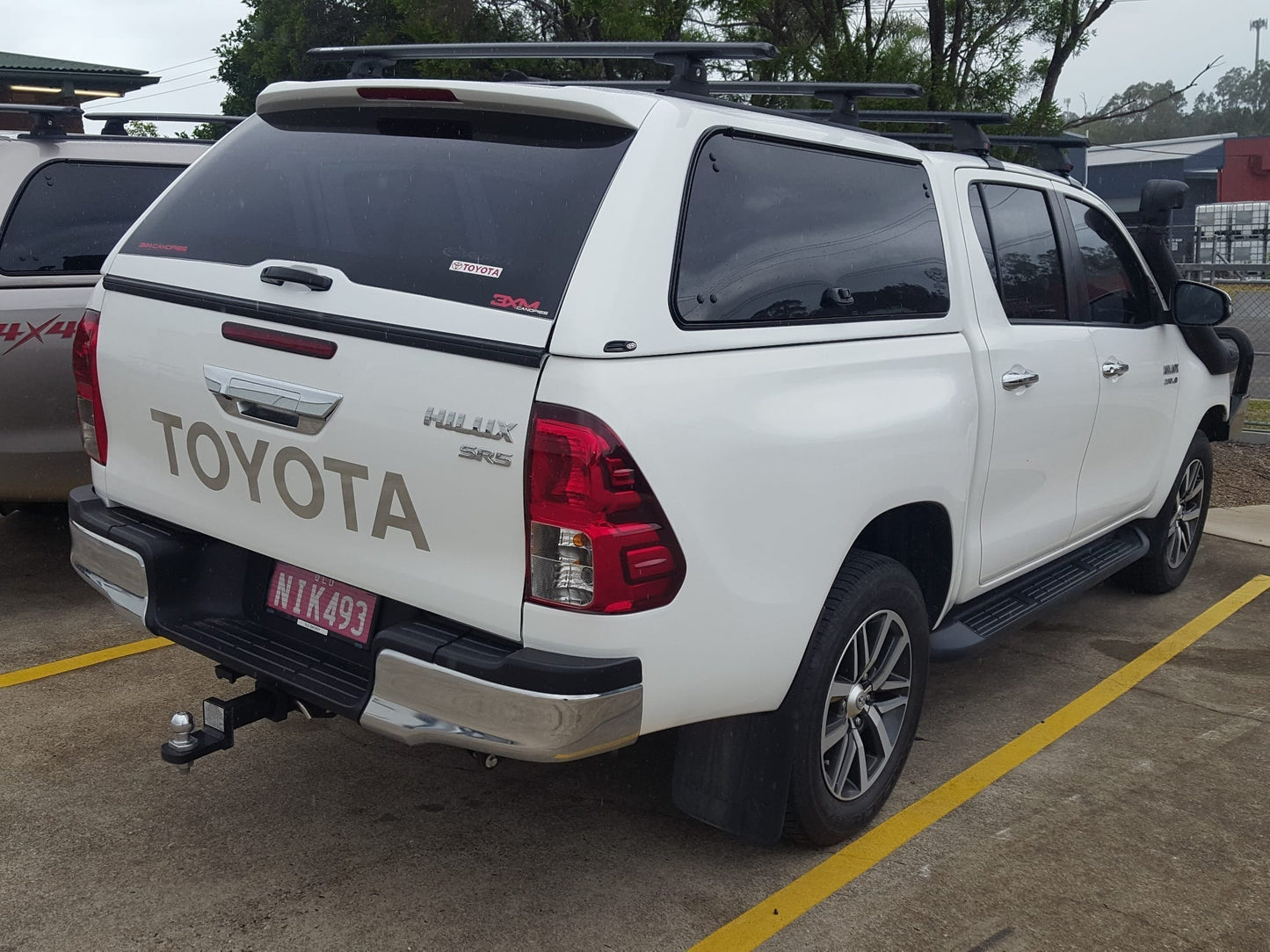 PREMIUM SMOOTH CANOPY TO SUIT TOYOTA HILUX DUAL CAB SR5 A DECK 2015+